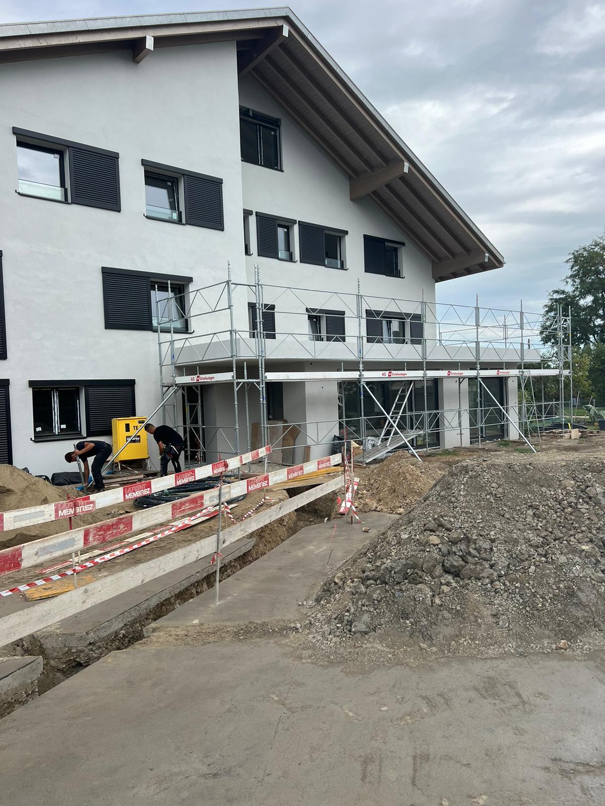 WhatsApp Image 2023-10-17 at 18.37.05 (1)