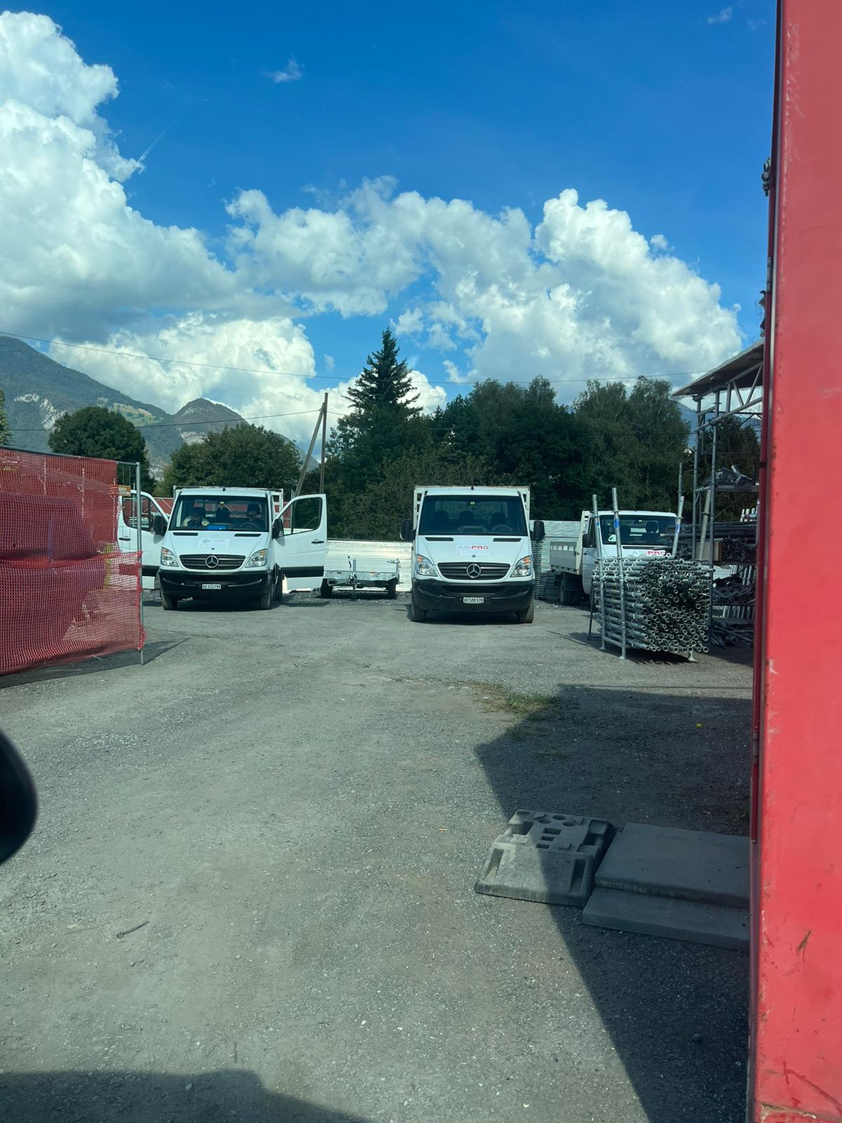 WhatsApp Image 2023-10-17 at 18.37.08